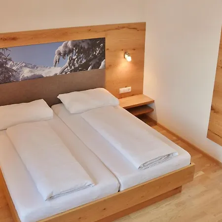 Schneekristall شقة