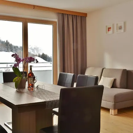 Apartment Schneekristall Fendels