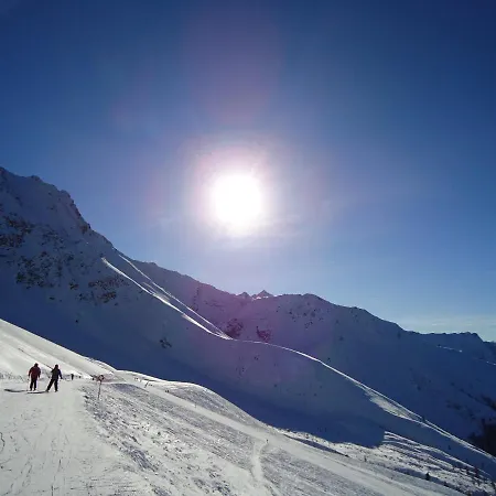 Schneekristall شقة