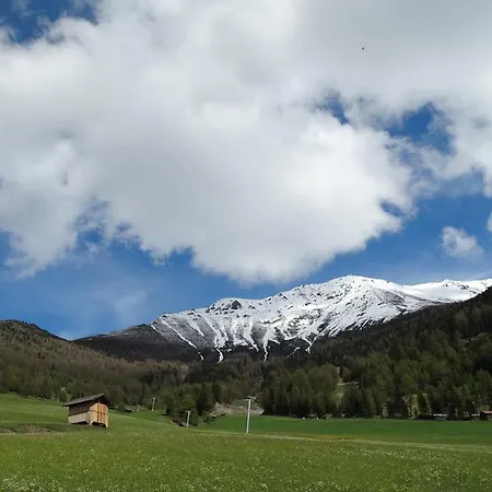 Schneekristall شقة