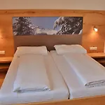 Schneekristall